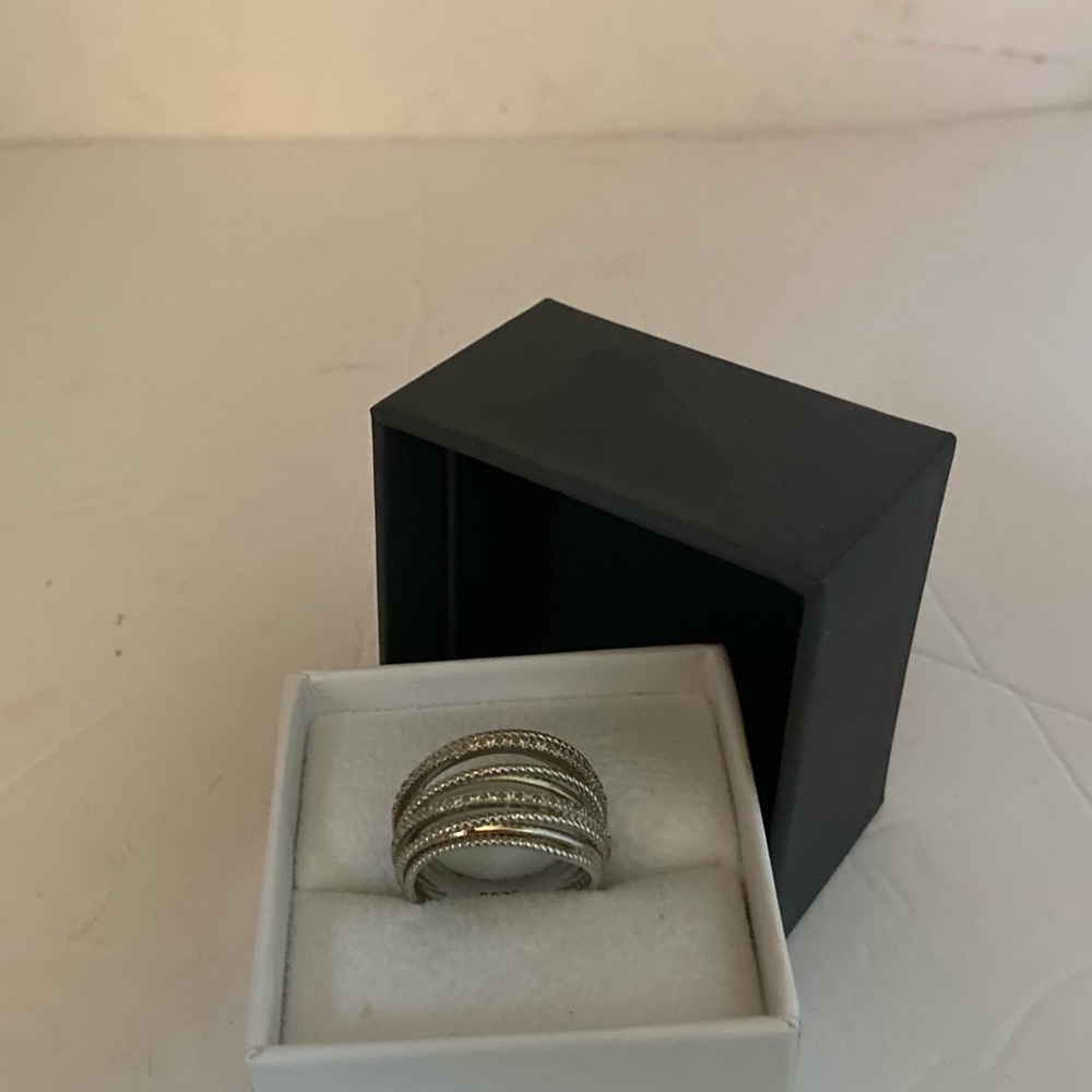 Beautiful Sterling Silver And Cubic Ring View 2
